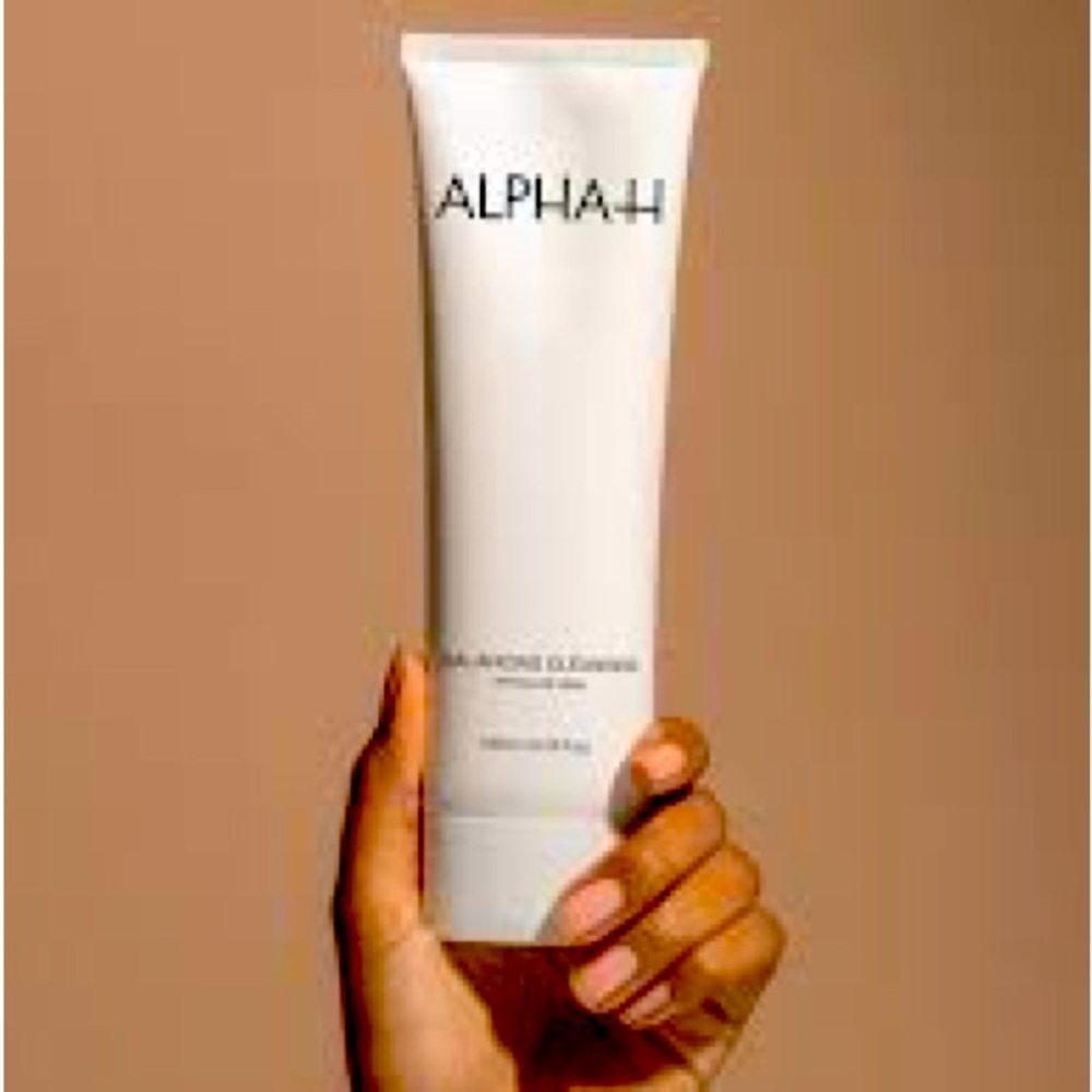 Alpha H Balancing Cleanser with Aloe Vera, NEW!